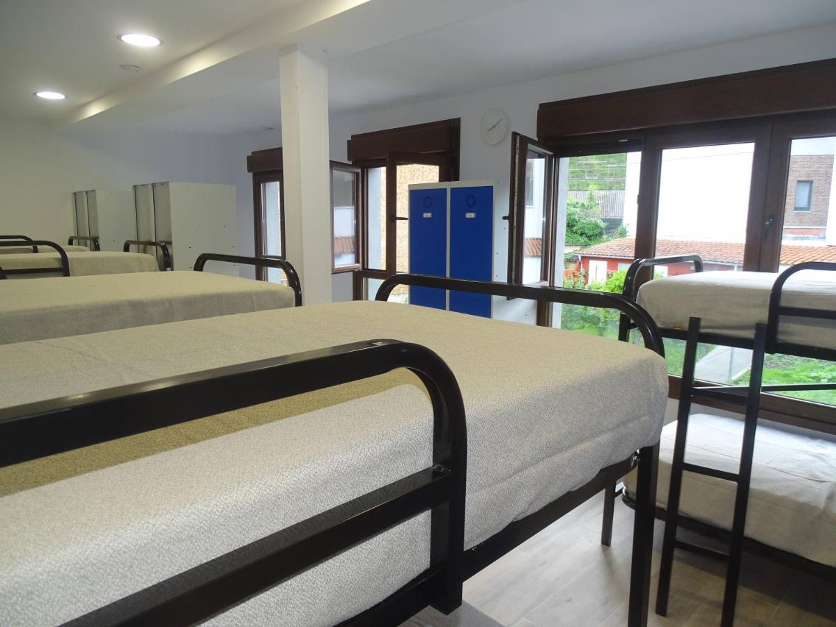 Albergue Roma Pola de Lena Bagian luar foto